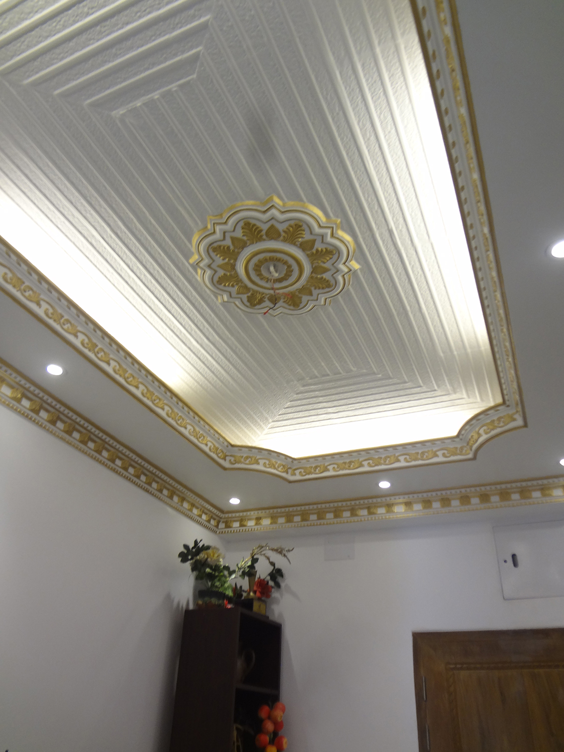 Hidden Lighting Decorative Ceiling Safa Marwa Trading